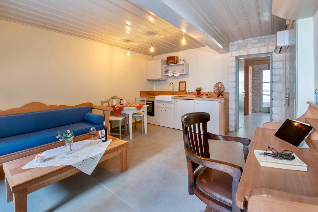 Lakka Stone House 0 Apartment ไกออส ภายนอก รูปภาพ